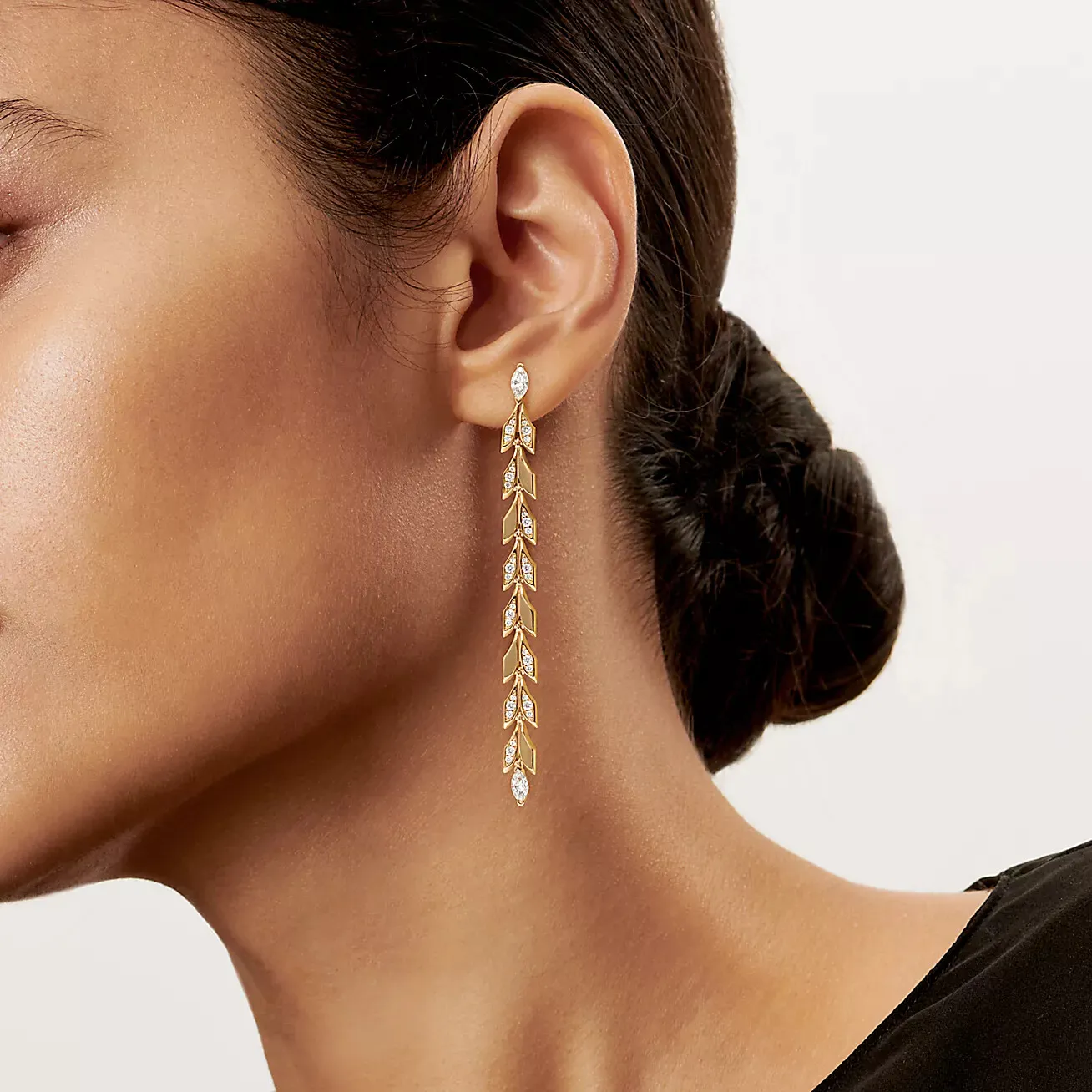 Rhea Gold Earrings - Image 2